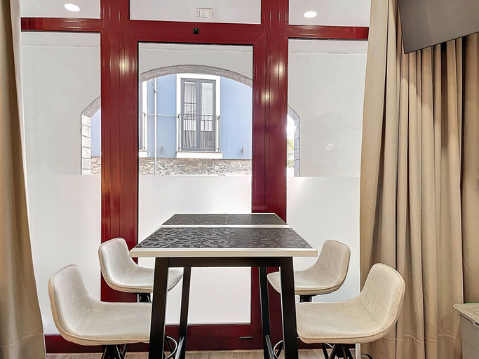 Room 3, Santa Cruz Studio 2 by Atlantic Holiday, Santa Cruz