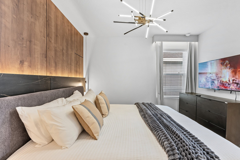 Room 5, Adventure Escape w Epic Themed Bedrooms Private Pool, Osceola