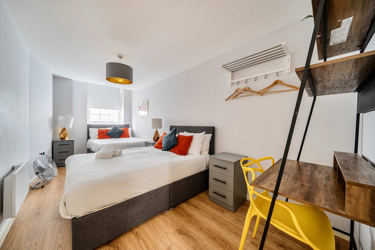 Room 3, Host Stay Apartment 6 Stanley Street, Sefton