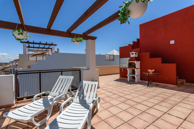 Terrace/patio, Ayamonte: Family Resort Escape, Huelva