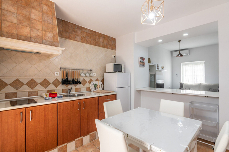 Private kitchen 4, Sunny Andalusian Retreat, Huelva