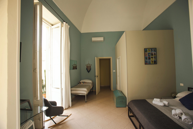 Bedroom 3, 4Brooms Boutique B&B, Lecce