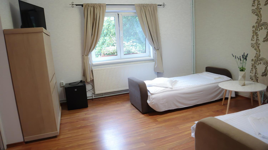 Bedroom 2, Marginimea Sibiului - Pensiunea Darian & David, Orlat