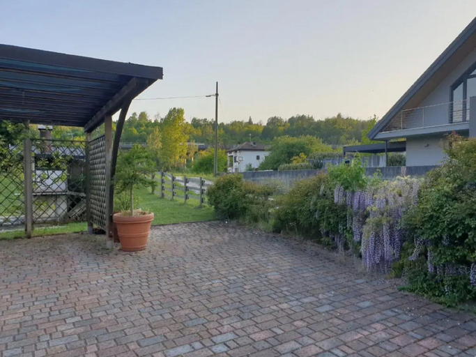 Garden 5, Holiday Home in Ponte Alpi by Lake Santa, Belluno