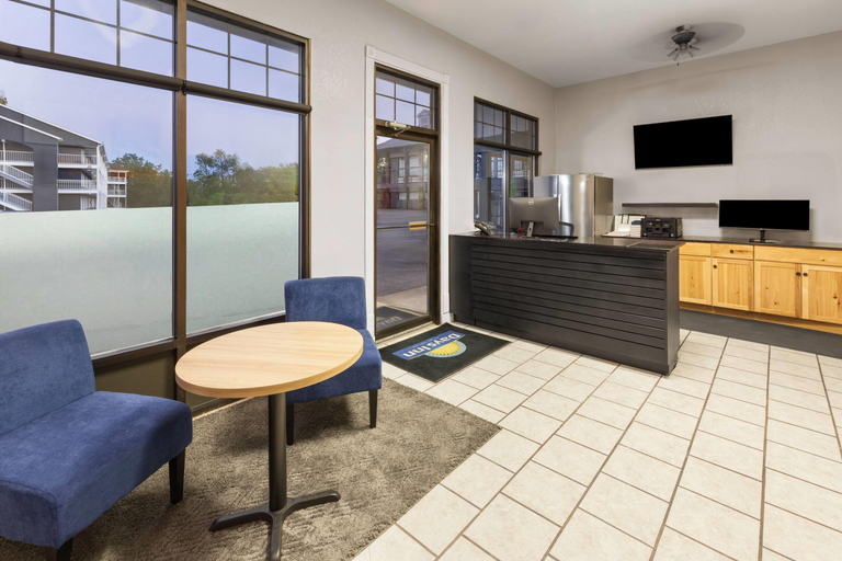 Public Area, Days Inn By Wyndham Branson Ozarks, Taney