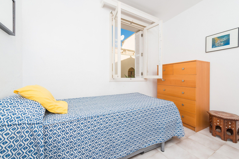 Bedroom 2, Xarus 1 - Apartment In Marina Manresa. Free Wifi, Baleares