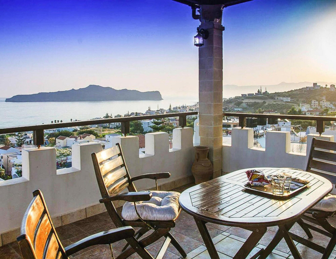 Balcony 3, Modern Holiday Home in Stalos With Balcony, Crete