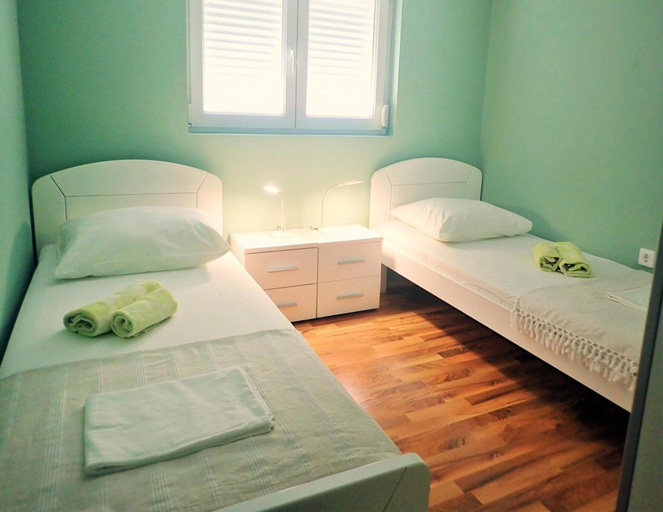 Bedroom 2, Apartment in Starigrad Paklenica, Starigrad