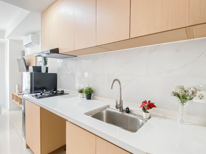 Private kitchen 4, Nice Look Studio At Daan Mogot City Apartment, West Jakarta