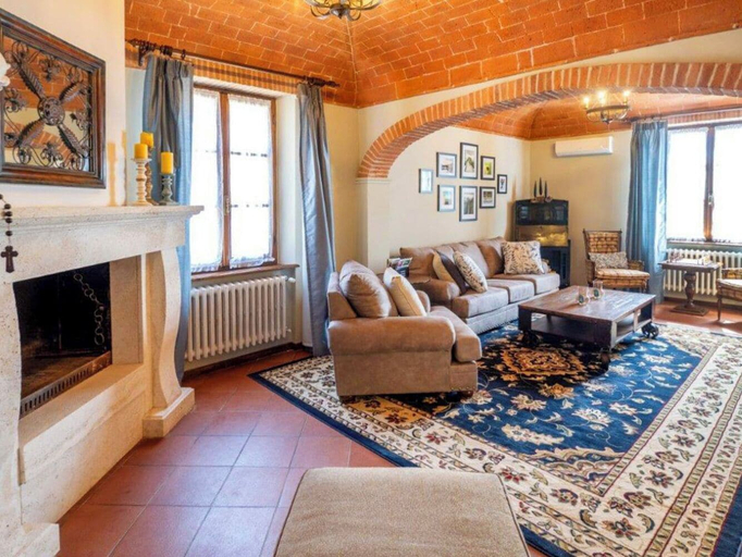 Living area 5, Villa Posto di Pace, Siena