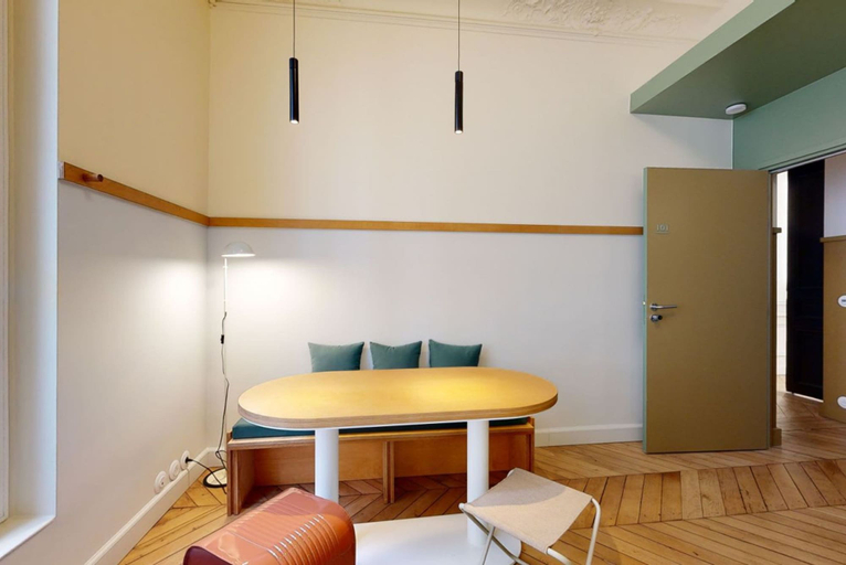 Room 5, Joivy Pleasant 1-bed Flat w/ Shared Courtyard, Paris
