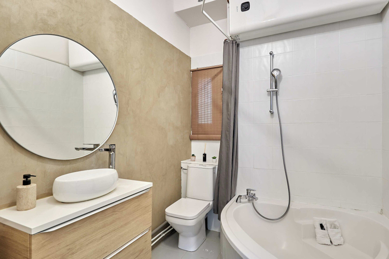 Bathroom 4, Elegant Flat - Porte Maillot-arc de Triomphe, Paris