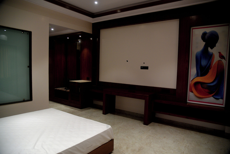 Room 5, The shark inn Residency, Rewa