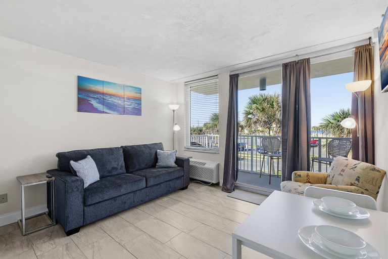 Interior 4, Harbour Beach Resort 219, Volusia