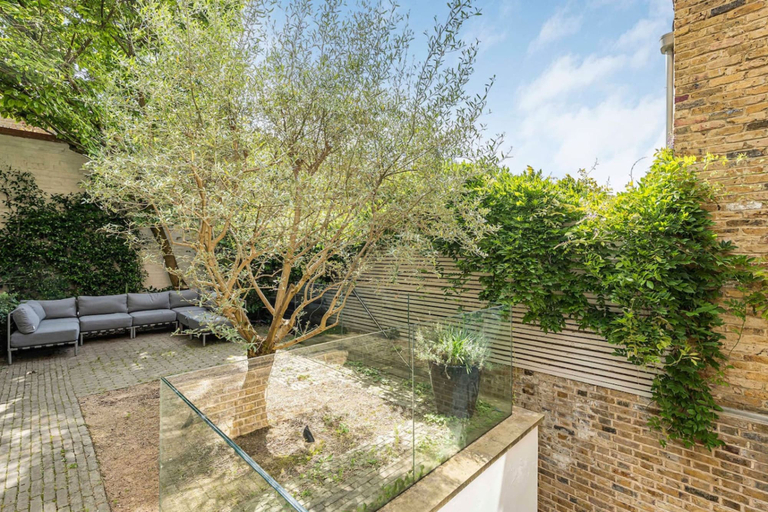 Room 2, Chelsea 4-bed House Architect-designed With Huge Private Garden, London