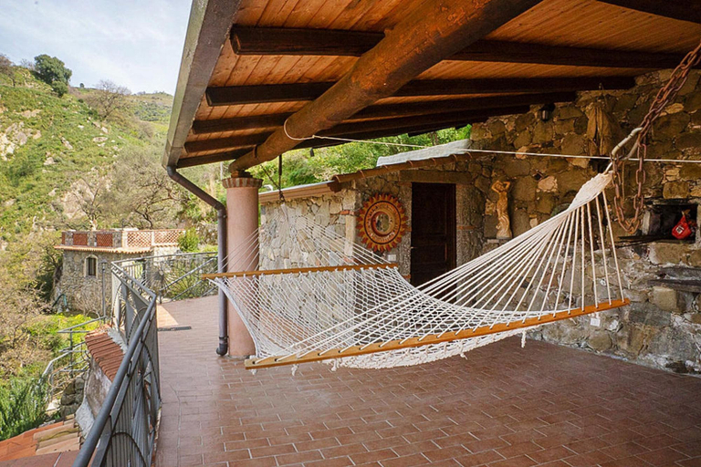 Property grounds 4, Holiday Home in Sicily With Pool & Views, Messina