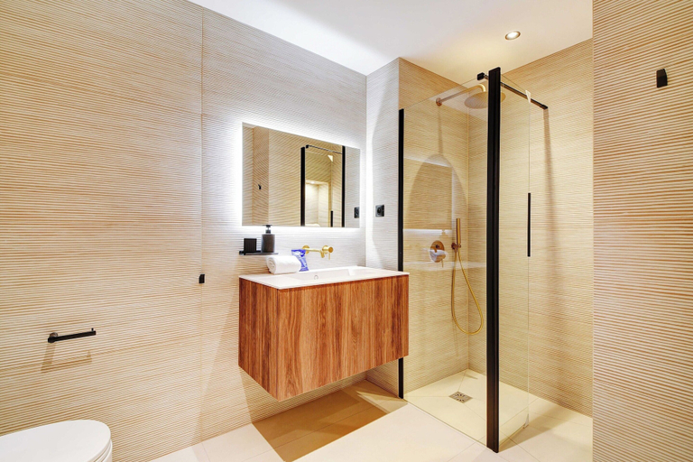 Bathroom 4, Refined Parisian flat with Designer Finishes – Rue Montorgueil Elegance, Paris