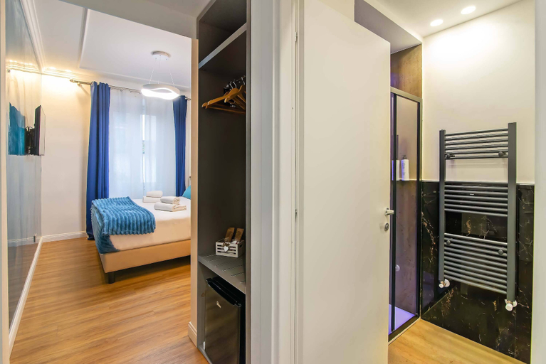 Bedroom 5, Corte dell'albero, Florence