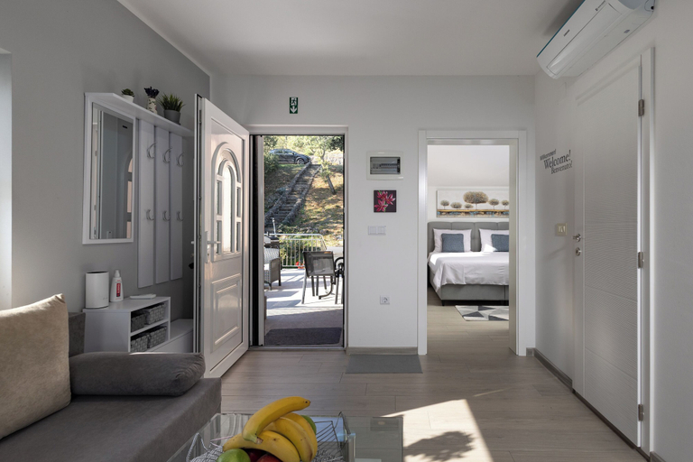 Interior 3, Seaview House Apartments, Kršan