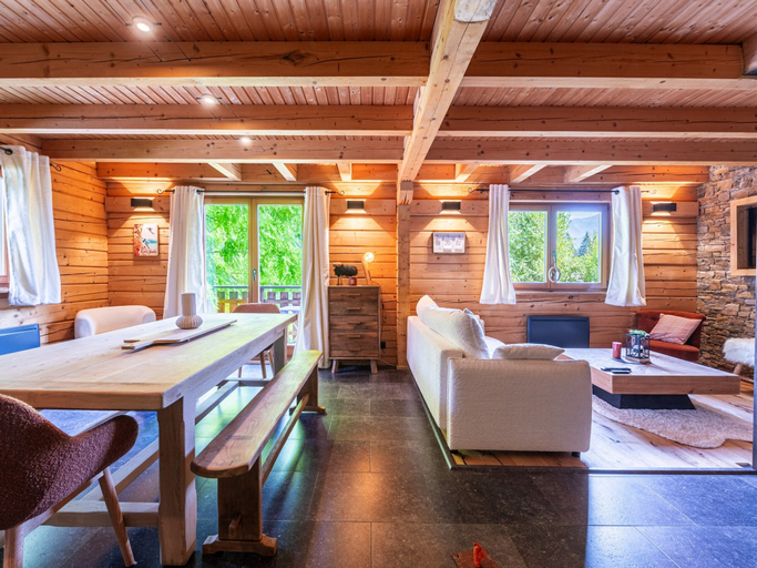 Living room 2, Chalet in Morillon with Sauna & Mountain Views, Haute-Savoie