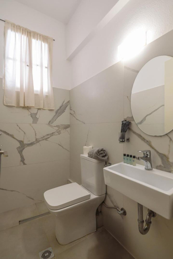 Bathroom 3, Archontiko Seaside Hotel, Thessaly