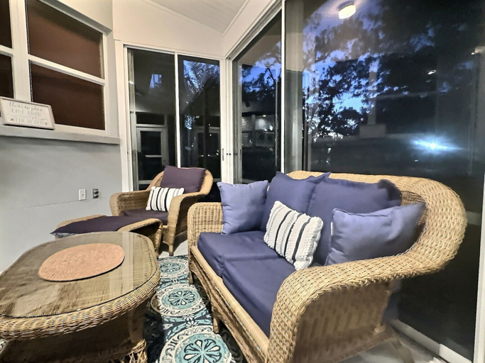 Interior 5, Bayside Pointe 2 - 1239, Sarasota