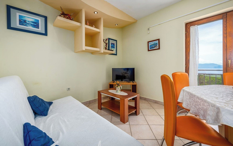Private kitchen 3, Seaside Apartment With Jacuzzi in Drenje, Raša