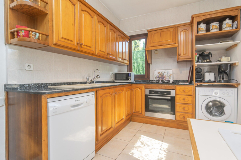 Private kitchen 2, Villa Luna - Villa With Private Pool. Free Wifi, Baleares