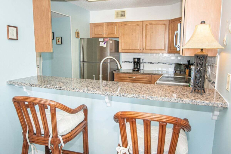 Interior 4, Sea Castle 8G, Horry