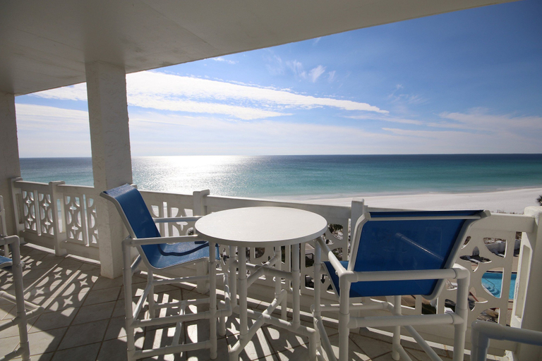 Interior 5, 363 El Matador, Okaloosa