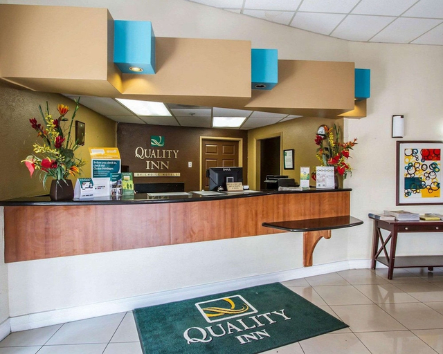 Public Area 2, Quality Inn Tucson Downtown near Convention Center, Pima