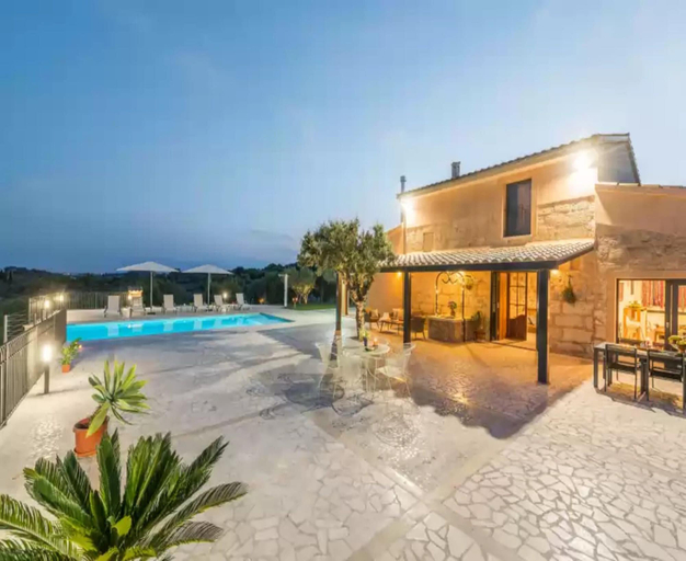 Primary image, - House In, Baleares