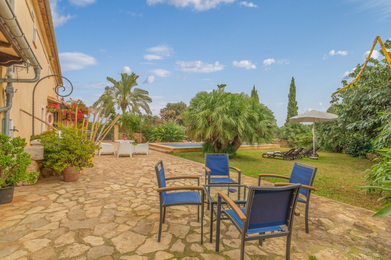 Outdoor dining 5, Antonio in Mallorca With Bay Views, Baleares