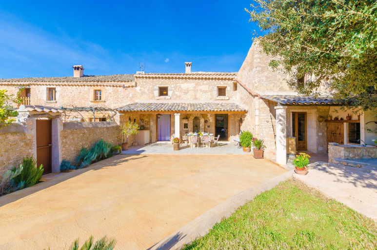 Others 2, Can Gelat - Villa With Private Pool In Costitx, Baleares
