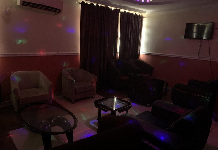 Others 4, Tomats Inn and Suites, IlorinWe