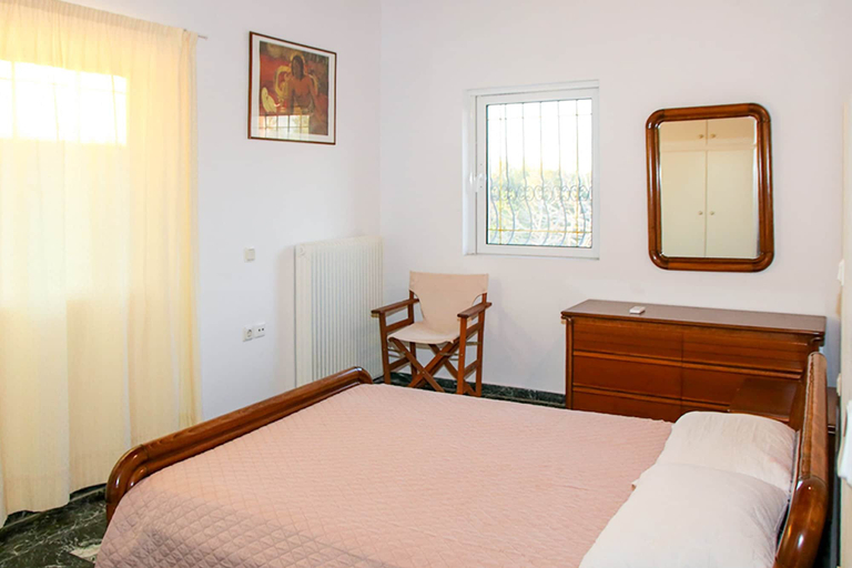 Room 2, Country House Filippos - Private Garden Escape, West Greece