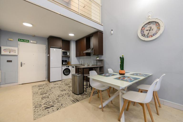 Room 4, M Ldm11034 Acogedor D Plex con Cocina Abierta y, Madrid