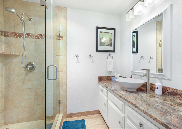 Room 5, Palm Springs Getaway Style Comfort and Views, Riverside