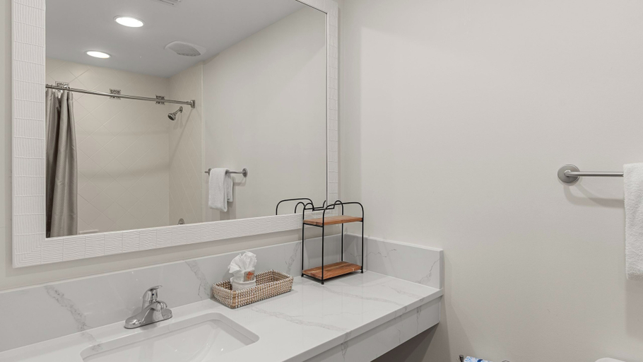 Bathroom 4, Resort Condo Steps to Beach Pool, Hot Tub, Tennis, Golf Sandestin, Miramar Beach, Walton