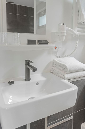 Room 2, Fokke Sleat Houseboat, Littenseradiel