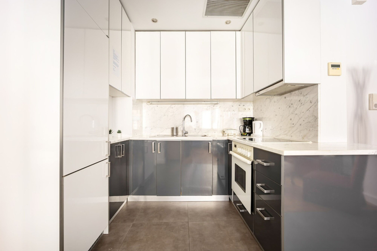 Room 5, Sunny 1bedroom Cozy Flat in the Acropolis Area, Attica