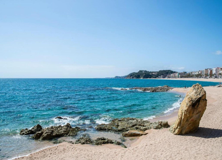 View from property 4, Villa on Costa Brava With Pool & Sea Views, Girona