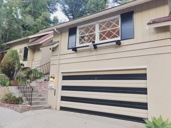 Exterior & Views, Skyhill Pool Game Room Walk to Universal Studios Theme Park, Los Angeles
