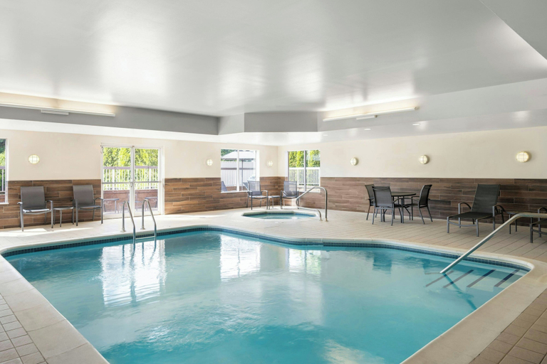 Sport & Beauty 5, Fairfield Inn and Suites by Marriott Marion, Williamson