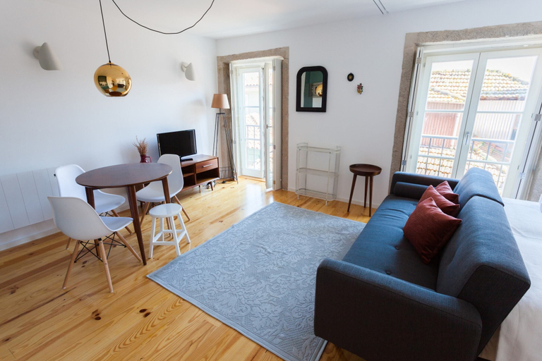 Primary image, Central Porto apartment with balcony, Porto