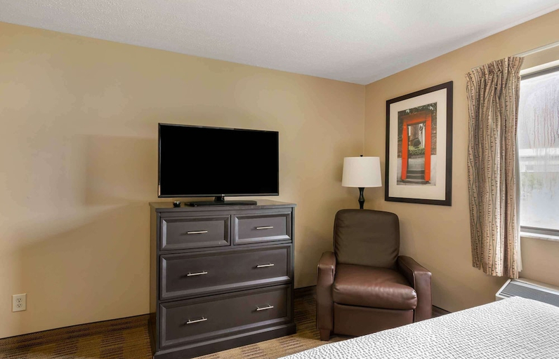 Bedroom 3, Extended Stay America Select Suites - Atlanta - Kennesaw Chastain Rd., Cobb