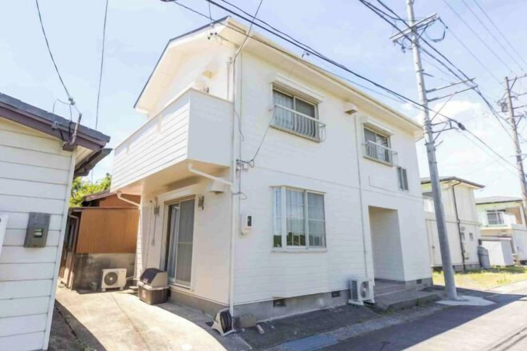 Exterior 2, Miraie Kuwana Simofukayabe, Kuwana