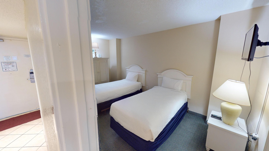 Interior 4, Atlantica 602, Horry