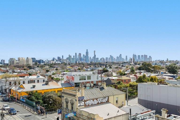 Others 4, Elegant 2-bed Apartment With Expansive City Views, Melbourne