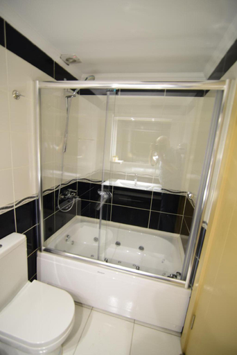 Bathroom 5, Ozdemir Palas, Çankaya